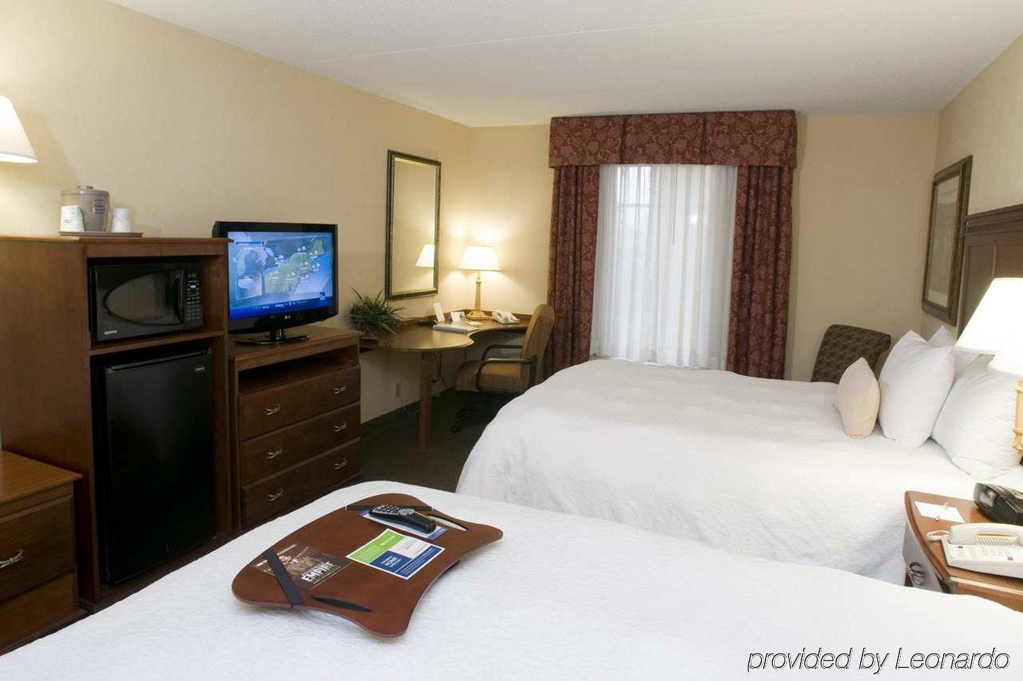 Hampton Inn & Suites Cincinnati-Union Centre West Chester Pokoj fotografie